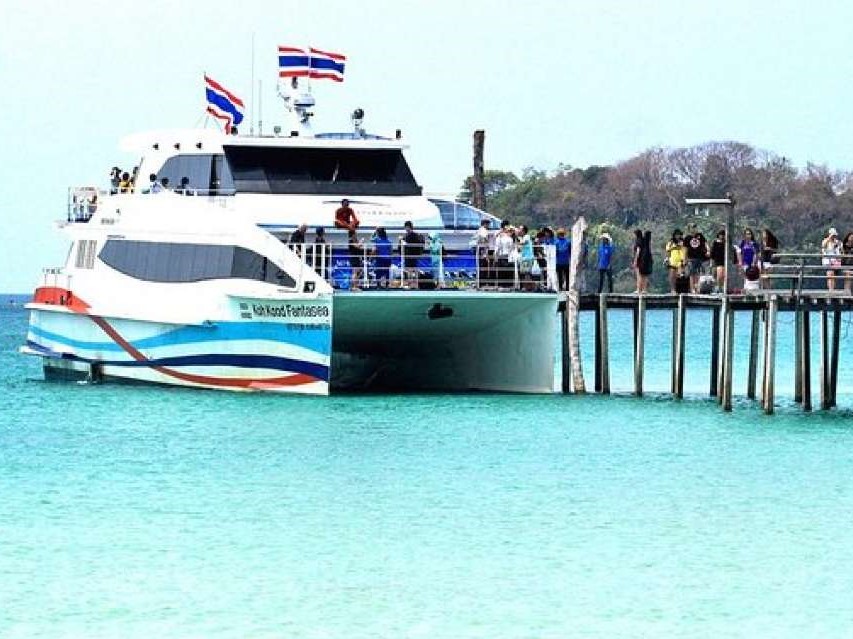 Island Transfers: to Koh Kood Boonsiri Ferry Catamaran