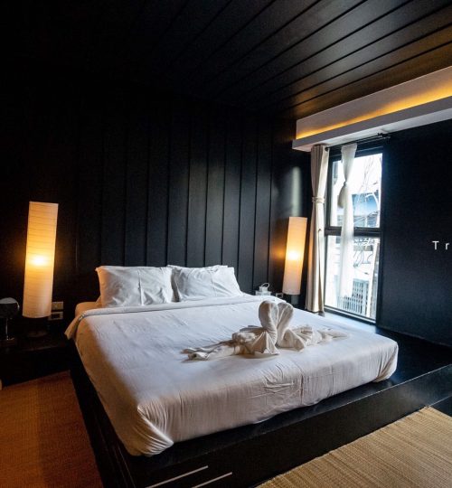 Trat 101 Hotel, Premium Black Room