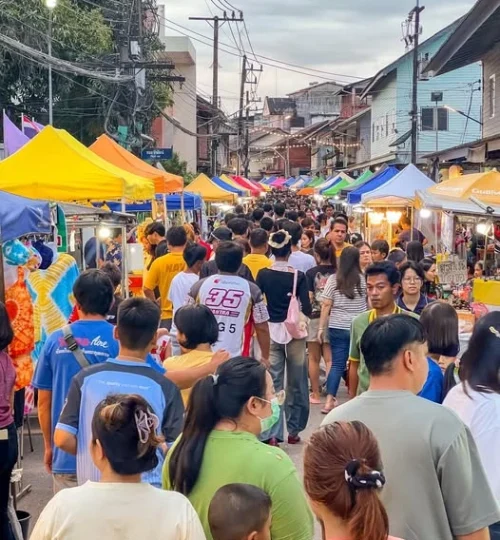 ถนนคนเดินวันเสาร์ เพจตราดทีวี